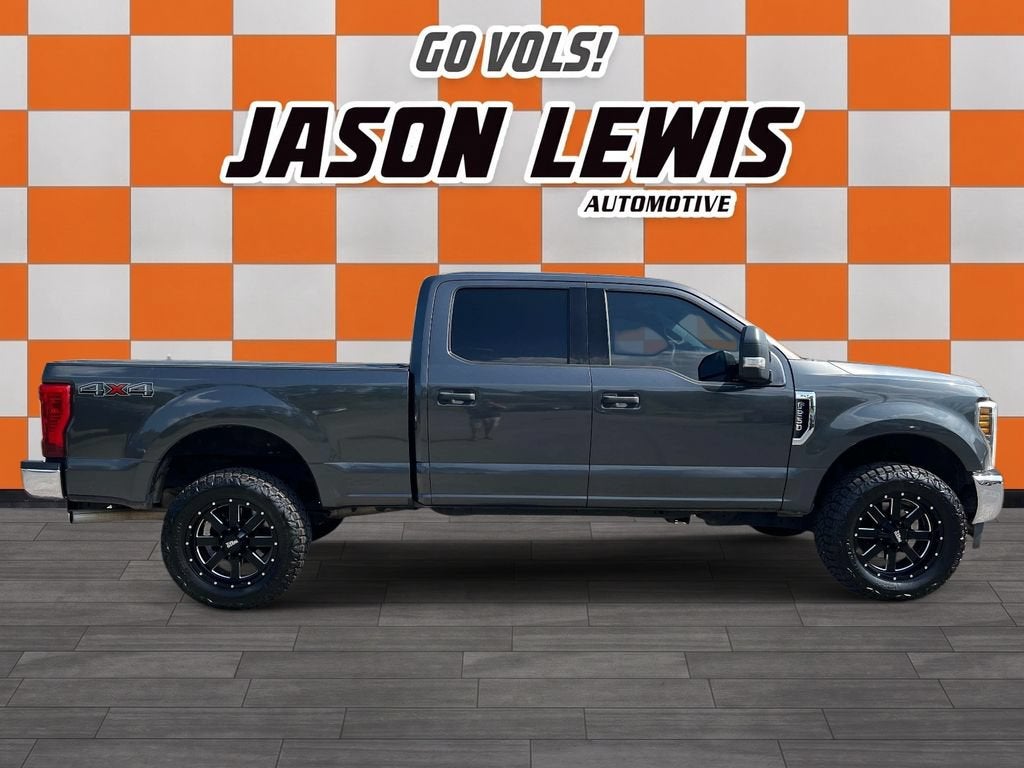 Used 2018 Ford F-250 Super Duty XL with VIN 1FT7W2B60JEC09236 for sale in Livingston, TN