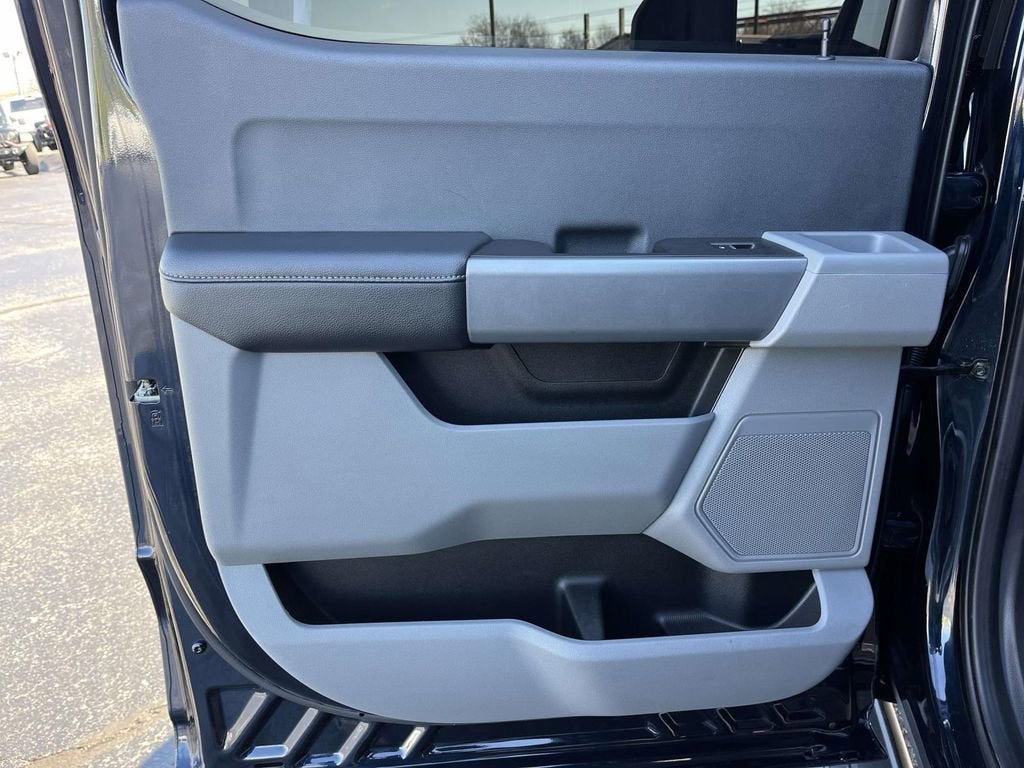 2024 Ford Super Duty F-350 DRW XL