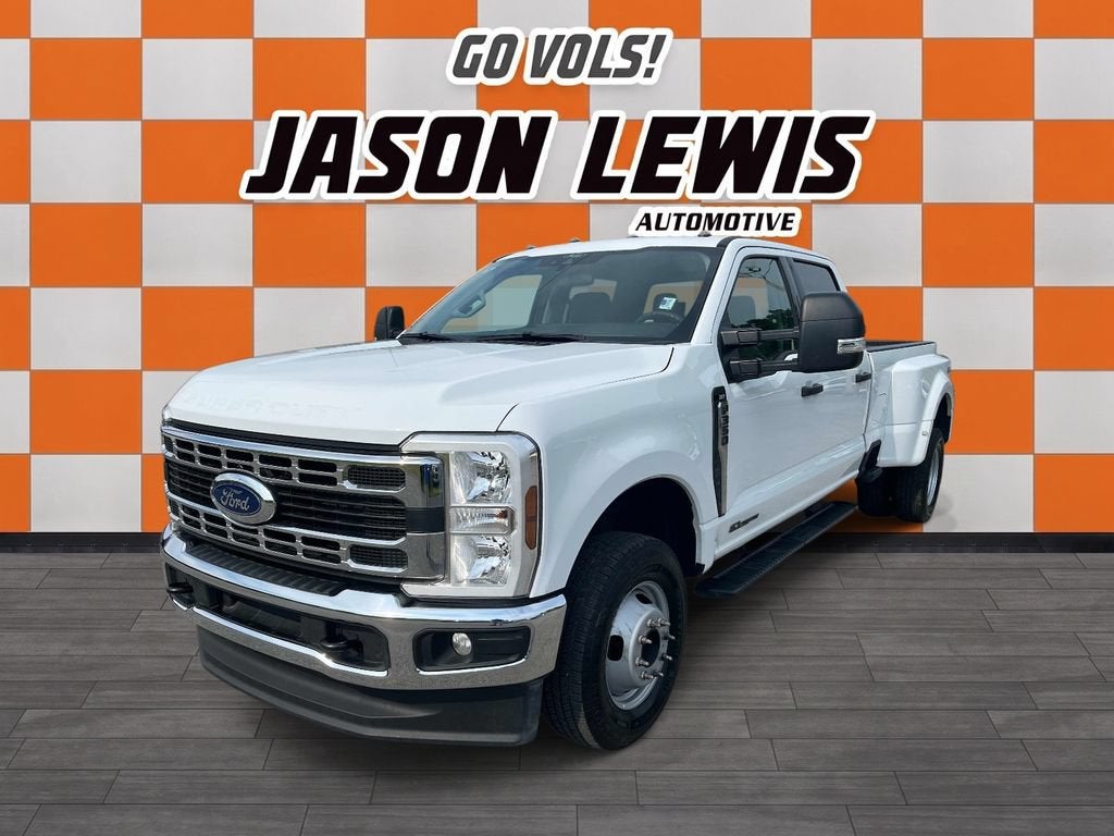 2026 Ford Super Duty F-350 DRW XL