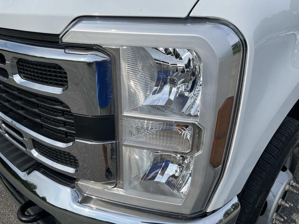 2026 Ford Super Duty F-350 DRW XL