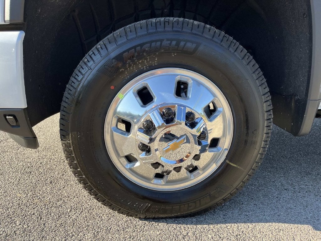 2026 Chevrolet Silverado 3500 HD High Country DRW