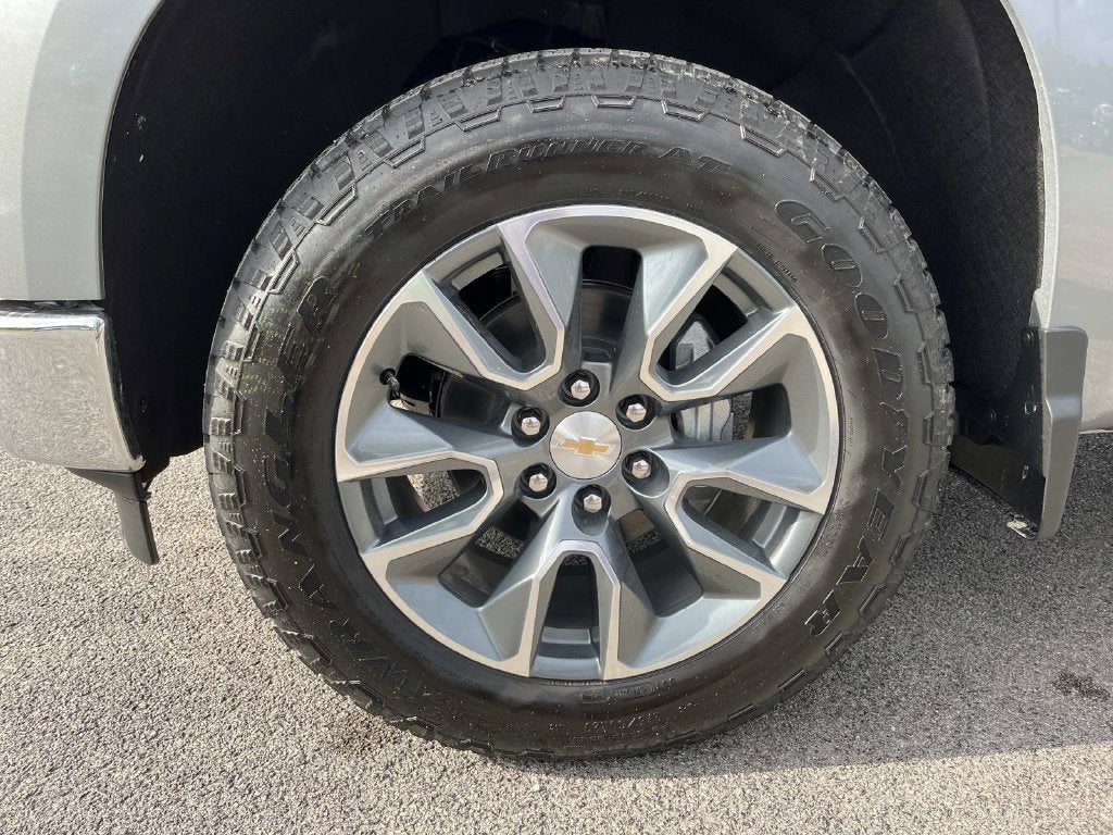 2026 Chevrolet Silverado 1500 LT - Photo 10