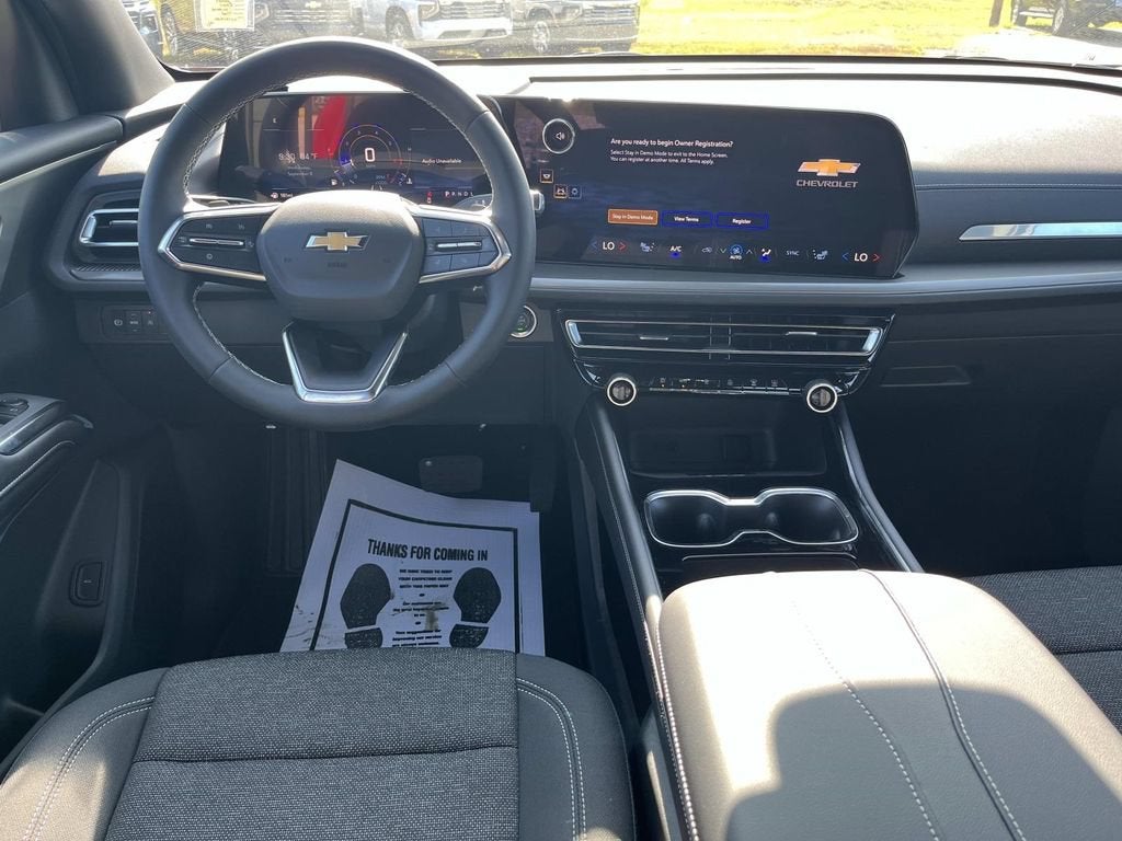 2027 Chevrolet Traverse LT