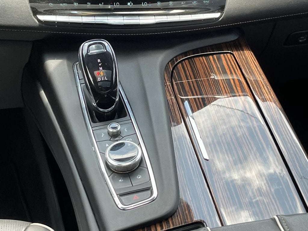 2023 Cadillac Escalade Premium Luxury