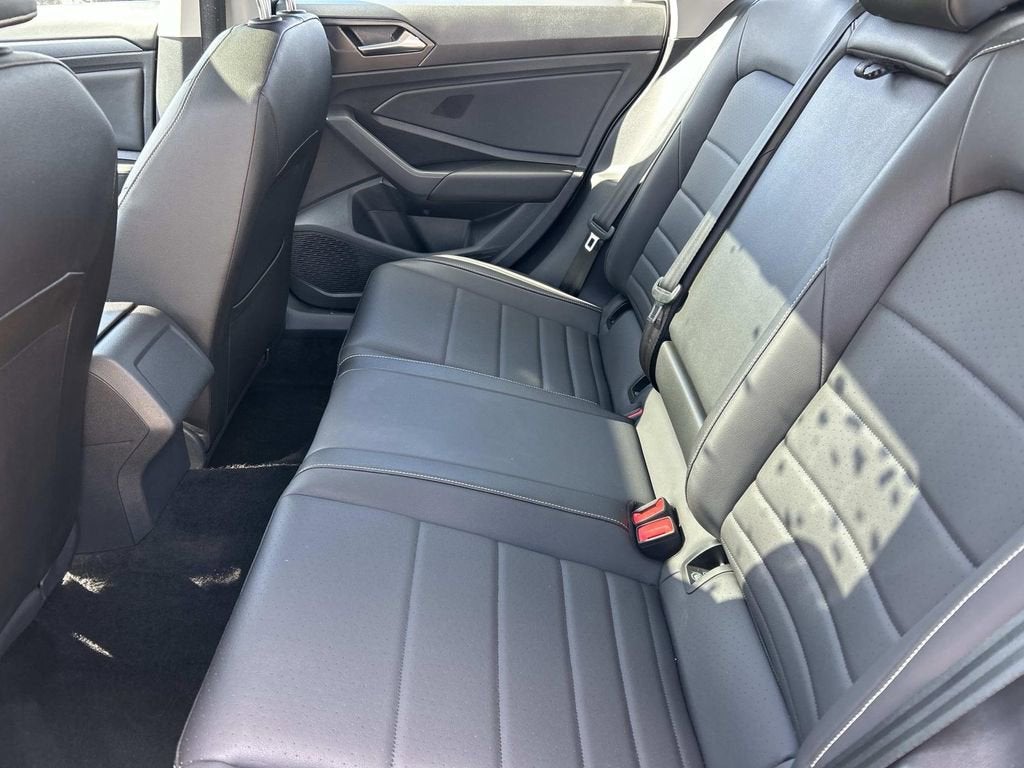 2024 Volkswagen Jetta SE