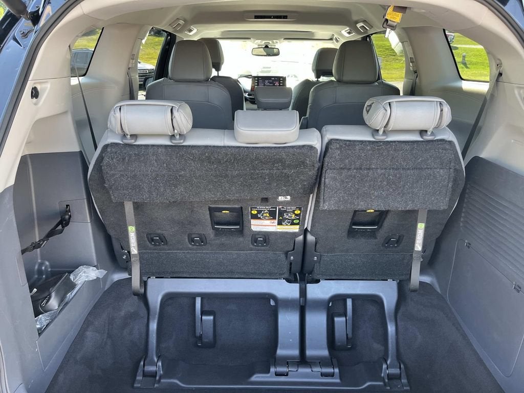 2024 Toyota Sienna XLE