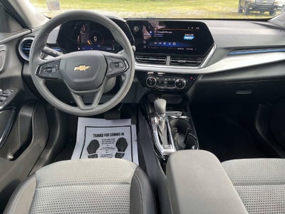 2025 Chevrolet Trax LT