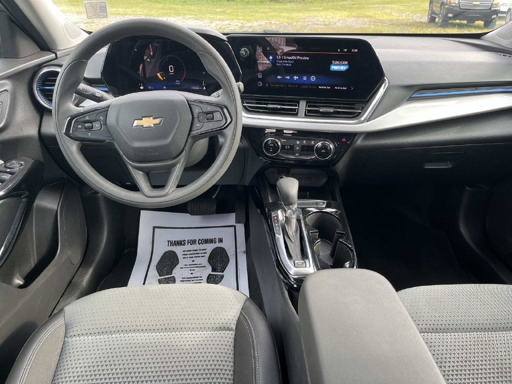 2025 Chevrolet Trax LT