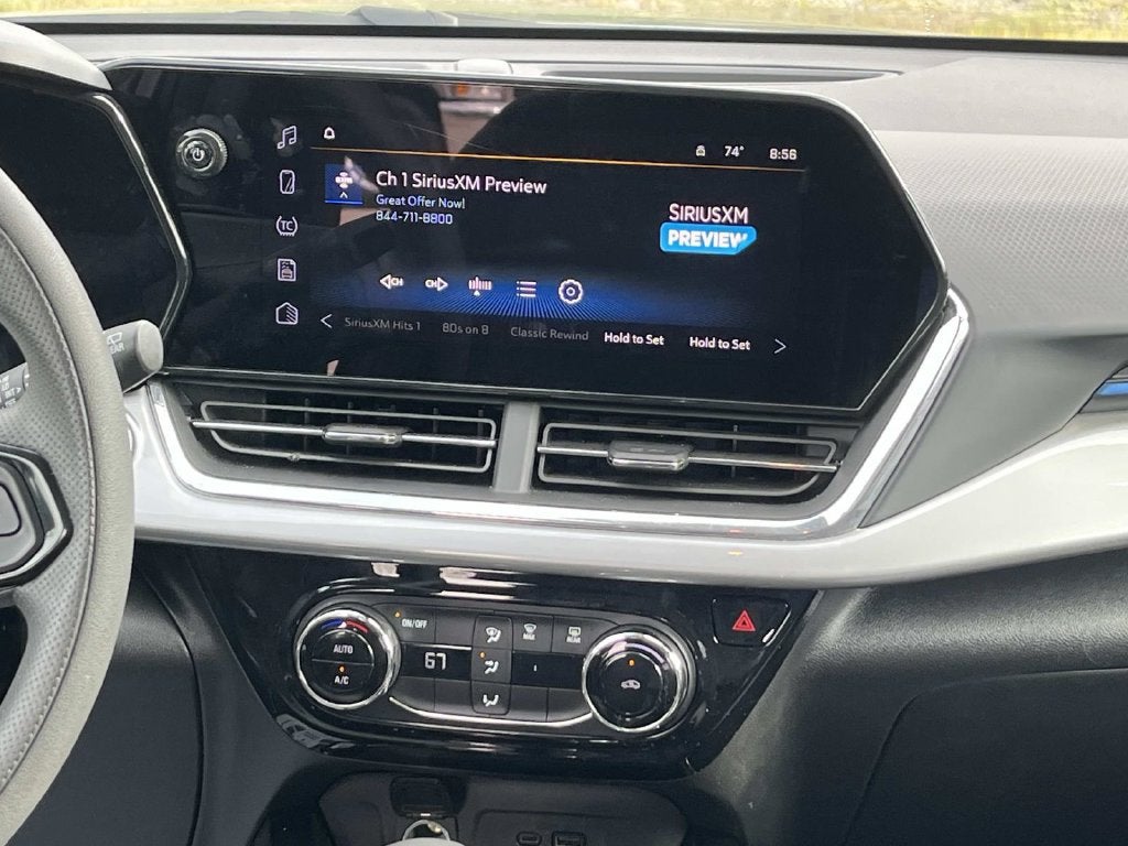 2025 Chevrolet Trax LT